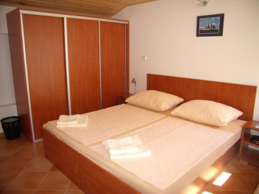 Apartments Sunce 布尔纳 客房 照片