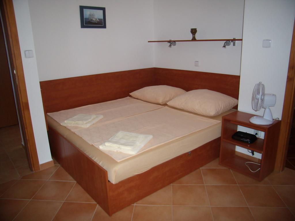 Apartments Sunce 布尔纳 客房 照片